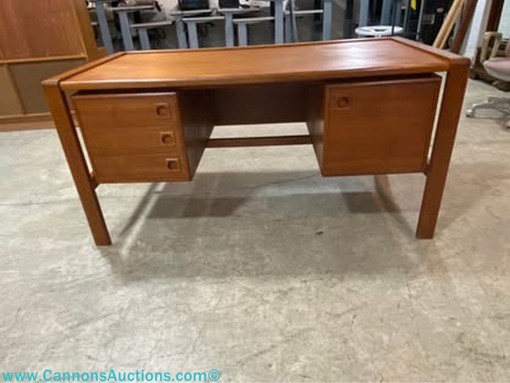 Mid-century modern H.P. Hansen Danish teak floating desk with four dovetailed drawers, 58.5 inches wide