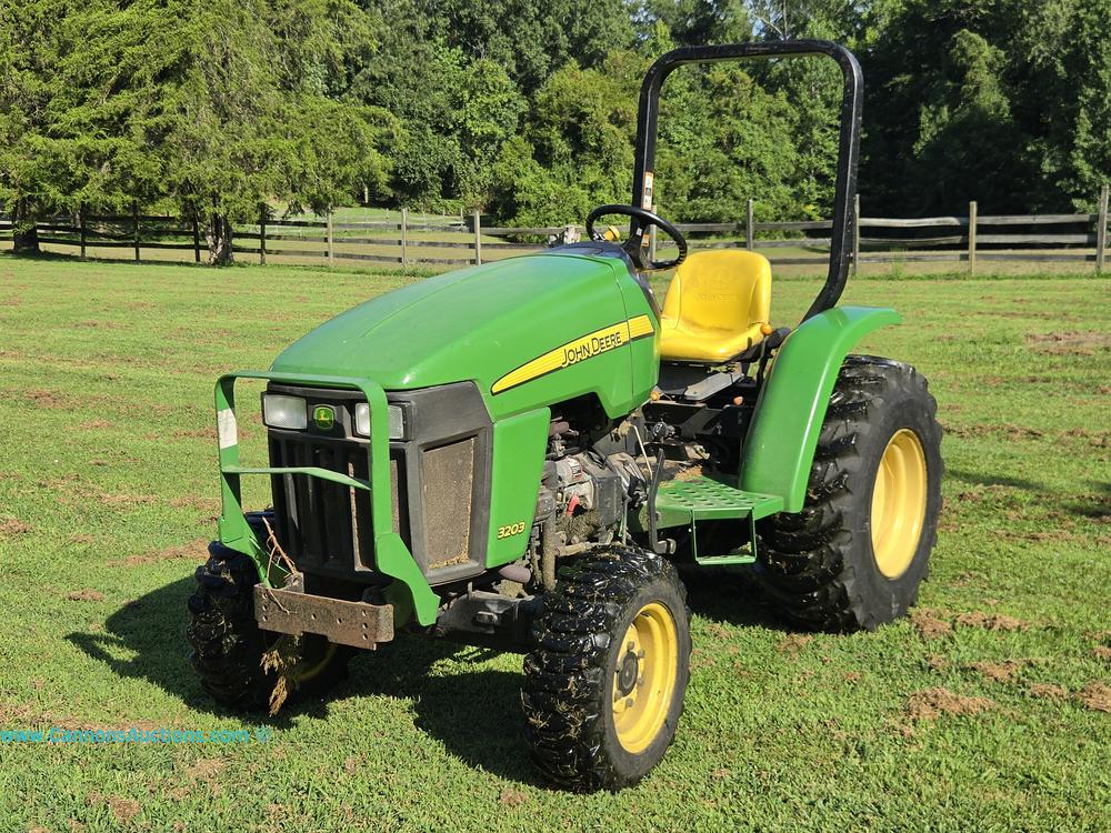 John Deere 3203 compact utility tractor with roll-over protection frame and three-point hitch, 1,846.9 hours showing
